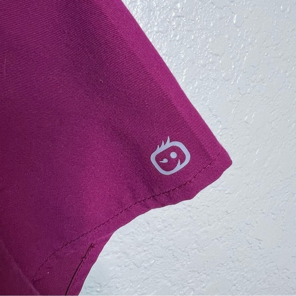 Wonder Wink Pro Maroon/Burgundy Scrubs Top + Bottom Included - Picture 8 of 15